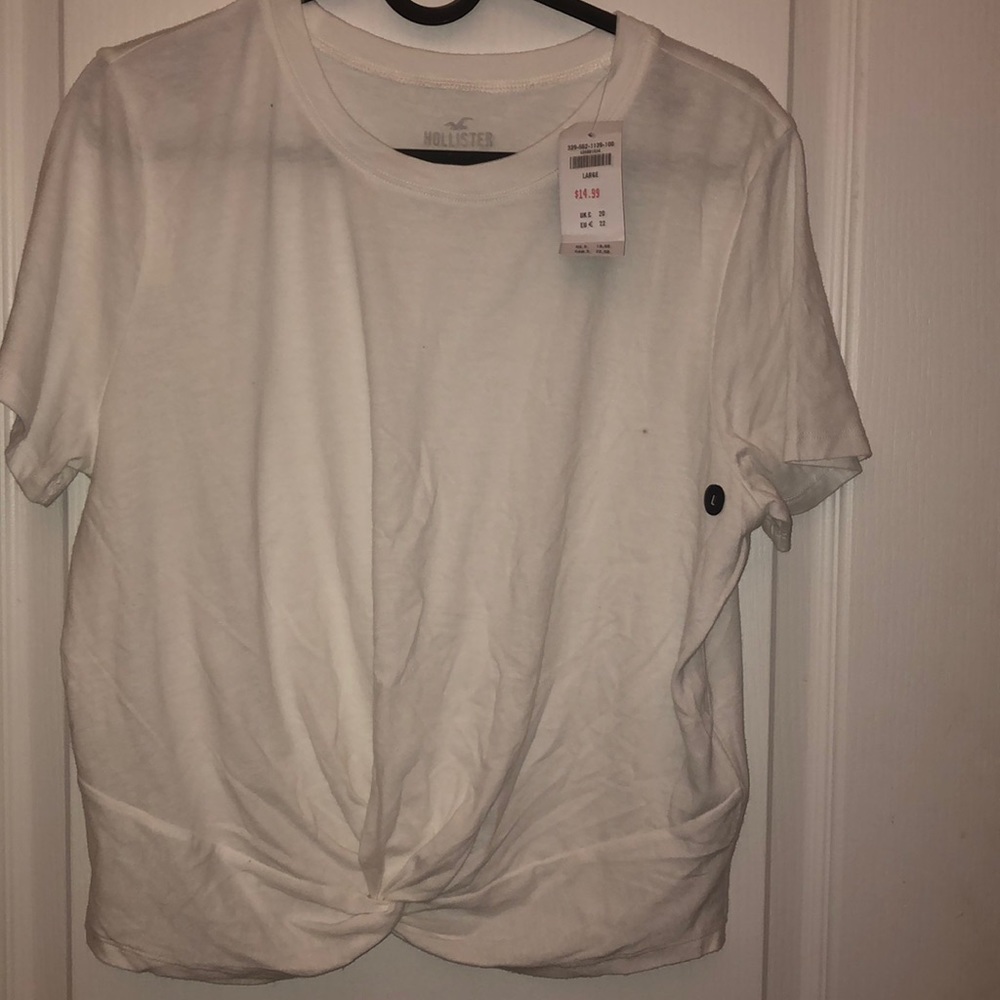 Hollister white tee with a twist in front